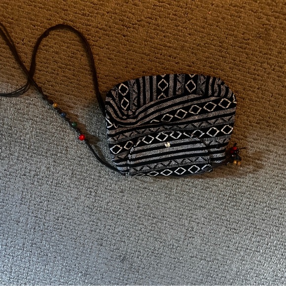 I am selling pocketbooks and doTERRA cases and oils!!! - Picture 13 of 16